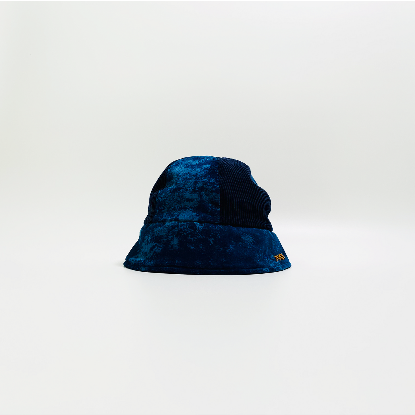 BUCKET LIJ00106