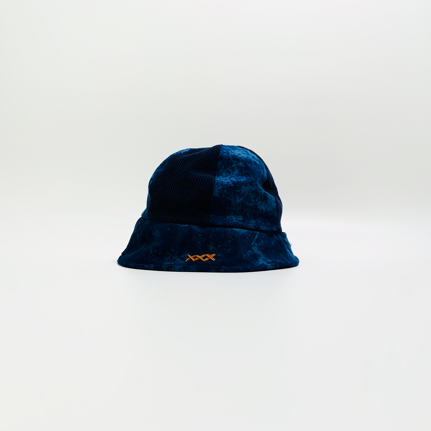 BUCKET LIJ00106