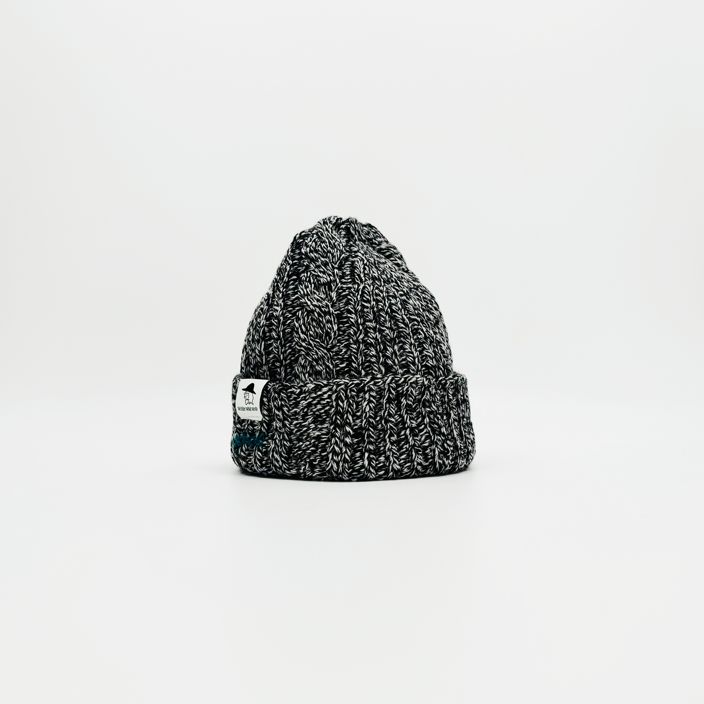 BEANIE LIJ00136