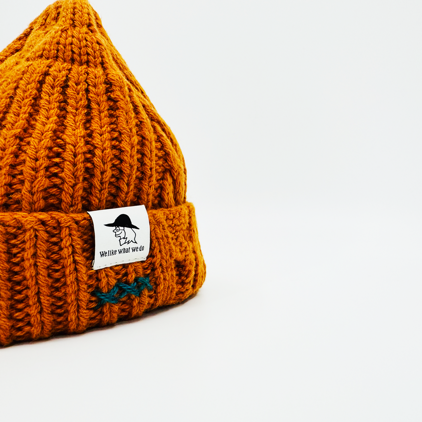 BEANIE LIJ00136