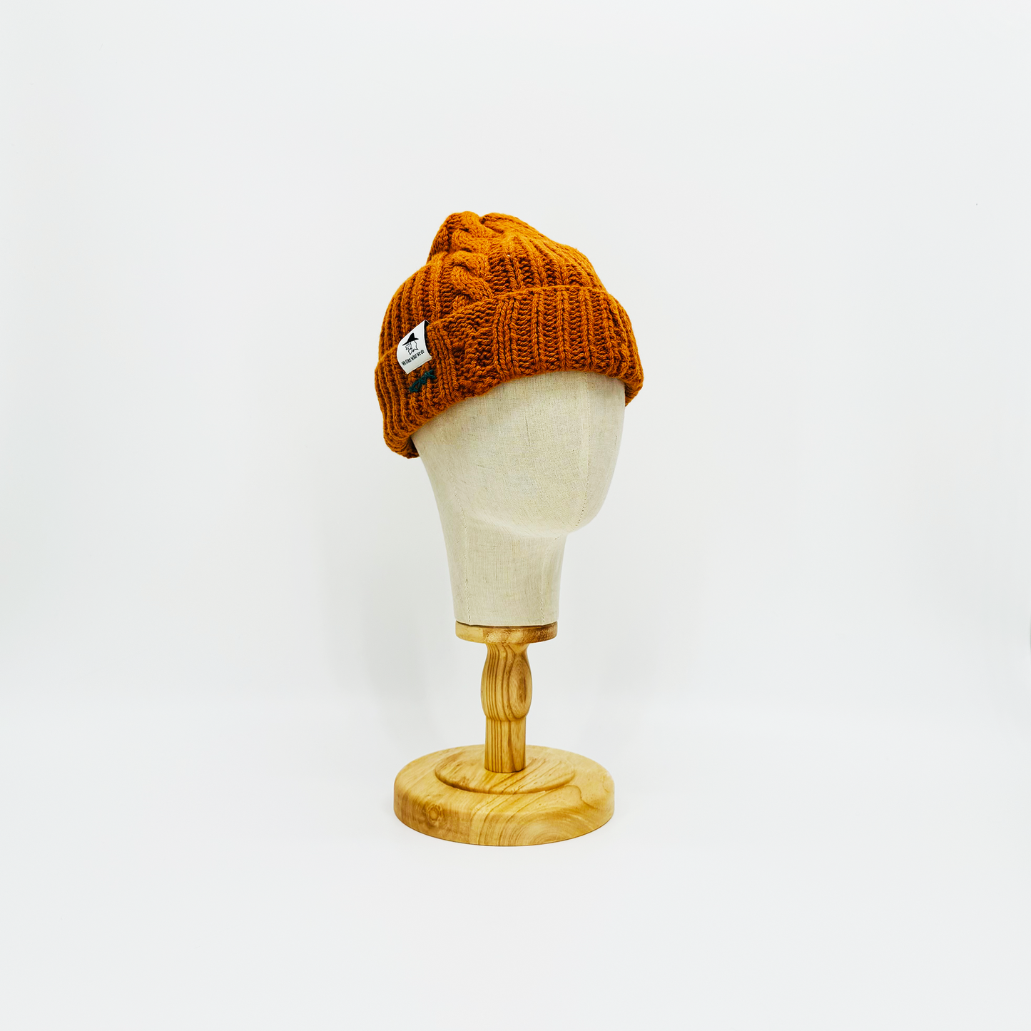 BEANIE LIJ00136