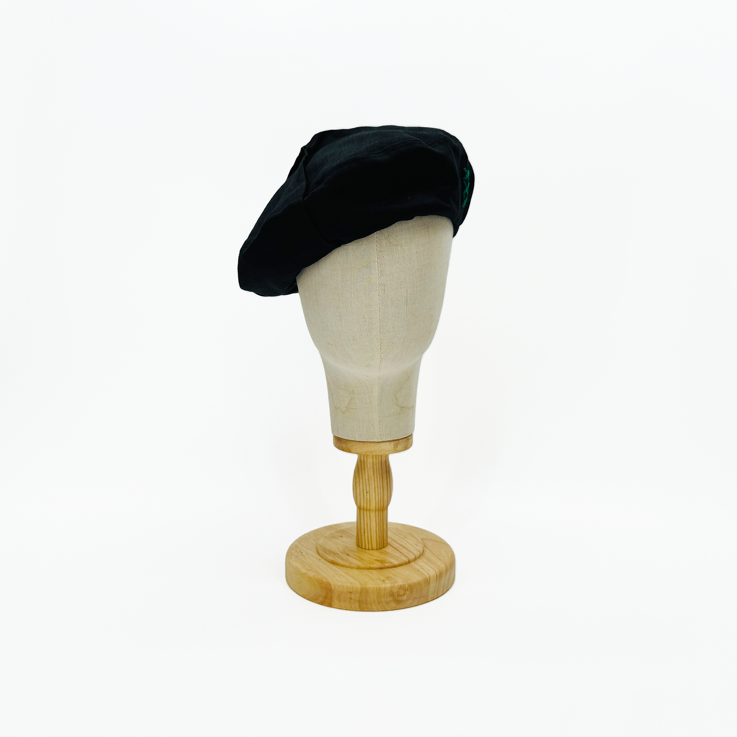 Beret LIK00116