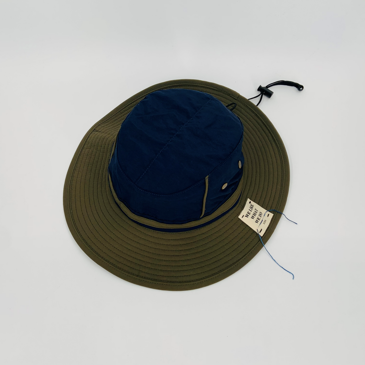 Bucket LIG00054