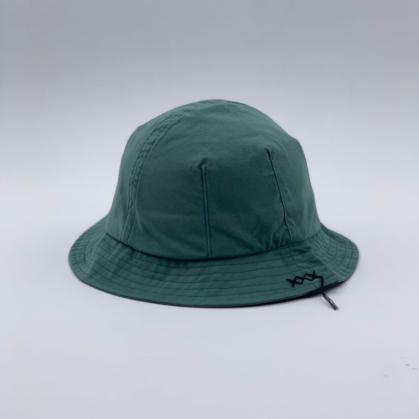 Bucket LIC00130